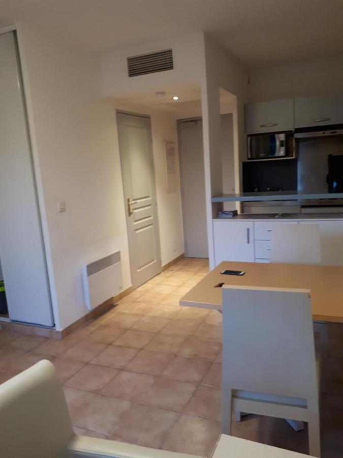 Albatros Apartment *